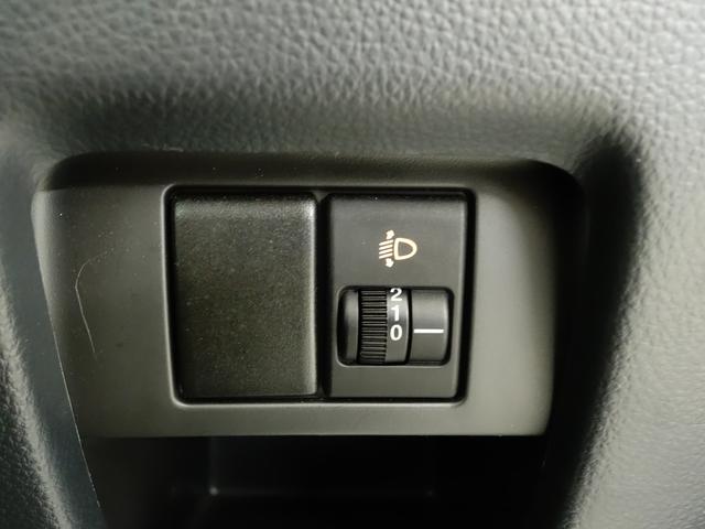 キャリイトラック ＫＵ　エアコン・パワステ　地区限定　ＤＡ６３Ｔ　１０型　パートタイム４ＷＤ　ＡＴ　ラジオ　荷台マット　ゲートアッパープレート　リヤゲートチェーン　フロアゴムマット　ドアバイザー　新車時保証書　取扱説明書　ＯＫ保証ミニ　ワンオーナー（39枚目）