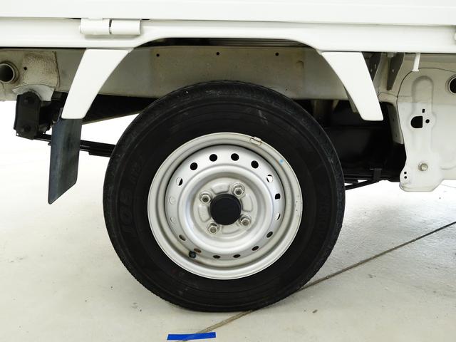 キャリイトラック ＫＵ　エアコン・パワステ　地区限定　ＤＡ６３Ｔ　１０型　パートタイム４ＷＤ　ＡＴ　ラジオ　荷台マット　ゲートアッパープレート　リヤゲートチェーン　フロアゴムマット　ドアバイザー　新車時保証書　取扱説明書　ＯＫ保証ミニ　ワンオーナー（53枚目）