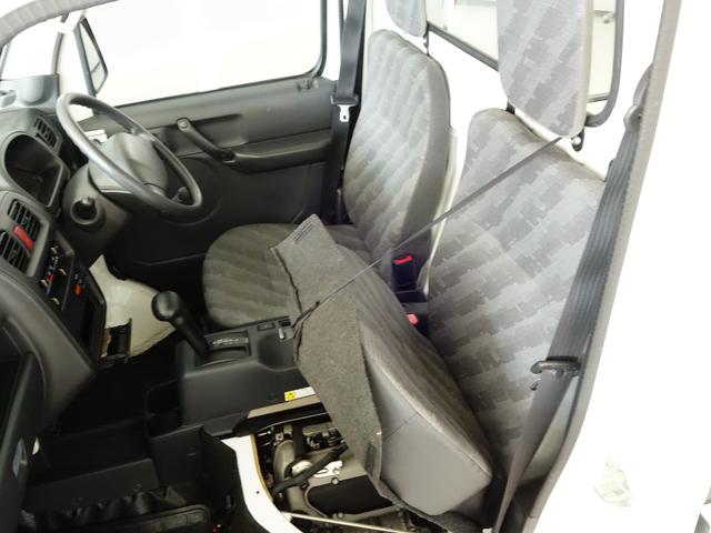 キャリイトラック ＫＵ　エアコン・パワステ　地区限定　ＤＡ６３Ｔ　１０型　パートタイム４ＷＤ　ＡＴ　ラジオ　荷台マット　ゲートアッパープレート　リヤゲートチェーン　フロアゴムマット　ドアバイザー　新車時保証書　取扱説明書　ＯＫ保証ミニ　ワンオーナー（64枚目）