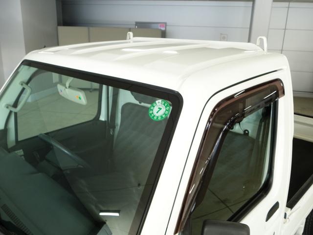 キャリイトラック ＫＵ　エアコン・パワステ　地区限定　ＤＡ６３Ｔ　１０型　パートタイム４ＷＤ　ＡＴ　ラジオ　荷台マット　ゲートアッパープレート　リヤゲートチェーン　フロアゴムマット　ドアバイザー　新車時保証書　取扱説明書　ＯＫ保証ミニ　ワンオーナー（66枚目）