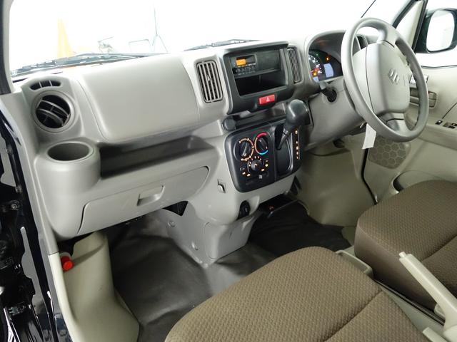 エブリイ ＰＡリミテッド　６型４ＷＤ　　オートマ　セーフティーサポート　認定中古車　４ＷＤ　　セーフティーサポート　リヤパーキングセンサー　アイドリングストップ　フロントパワーウインド　ＡＭＦＭラジオ　オートライト　リヤスモークガラス　キーレスエントリー　軽自動車　貨物車（30枚目）