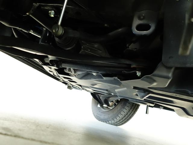 エブリイ ＰＡリミテッド　６型４ＷＤ　　オートマ　セーフティーサポート　認定中古車　４ＷＤ　　セーフティーサポート　リヤパーキングセンサー　アイドリングストップ　フロントパワーウインド　ＡＭＦＭラジオ　オートライト　リヤスモークガラス　キーレスエントリー　軽自動車　貨物車（61枚目）