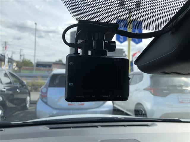 アクア Ｇ　衝突被害軽減システム　バックカメラ　ＥＴＣ　ドラレコ　ミュージックプレイヤー接続可　オートクルーズコントロール　ＬＥＤヘッドランプ　スマートキー　キーレス　ハイブリッド　ワンオーナー（9枚目）