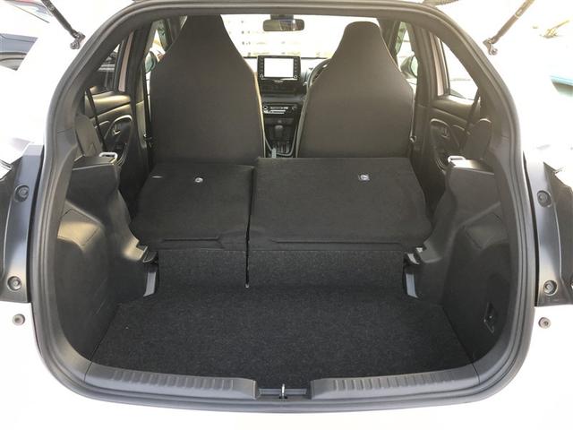 ヤリス ハイブリッドＧ　衝突被害軽減システム　フルセグ　バックカメラ　ＥＴＣ　ミュージックプレイヤー接続可　オートクルーズコントロール　ＬＥＤヘッドランプ　スマートキー　キーレス　ハイブリッド　ワンオーナー（30枚目）