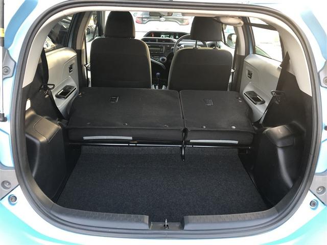 アクア S 初度登録年月から10年間もしくは累計走行距離が20万kmまでハイブリッド機構を無償修理します。ETC CD スマートキー キーレス ハイブリッド ワンオーナー(27枚目)