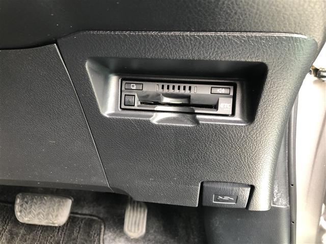 ＥＴＣがあれば高速道路などの料金所をスイスイと通過！スマートインターチェンジからも、高速道路へ乗り降りができ、必需品です。