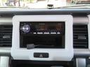 Bluetooth(ブルートゥース)接続機能付き。 CDを車に持ち込む時代ではなくなりましたね。 お気に入りの音楽はスマホから♪