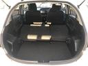 ラゲッジスペースも広く、とっても便利です。６：４分割可倒式リアシートを倒せば更に広い空間を確保、長い・大きい荷物も収納ＯＫ！買い物にレジャーに大活躍です♪