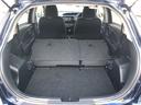 ラゲッジスペースも広く、とっても便利です。6:4分割可倒式リアシートを倒せば更に広い空間を確保、長い・大きい荷物も収納OK!買い物にレジャーに大活躍です♪