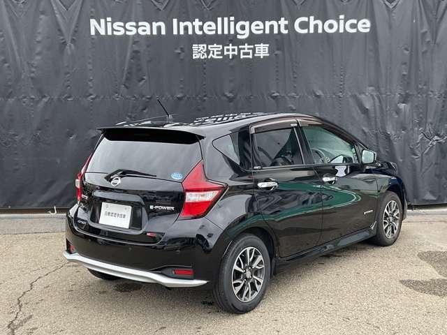 ノート e-パワーオーテック FOUR 1.2 e-POWER AUTECH FOUR 4WD 衝突軽減ブレーキ/バックカメラ/横滑り防止(2枚目)