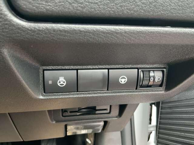 ノート Ｘ　ＦＯＵＲ　９０周年記念車　１．２　Ｘ　ＦＯＵＲ　９０周年記念車　４ＷＤ　修理済雹害車／ＳＯＳコール／プロパイロット／イ（9枚目）