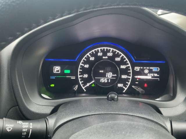 ノート ｅ－パワー　メダリスト　ＦＯＵＲ　１．２　ｅ－ＰＯＷＥＲ　メダリスト　ＦＯＵＲ　４ＷＤ　アラウンドモニター／オートライト／衝突軽減（4枚目）