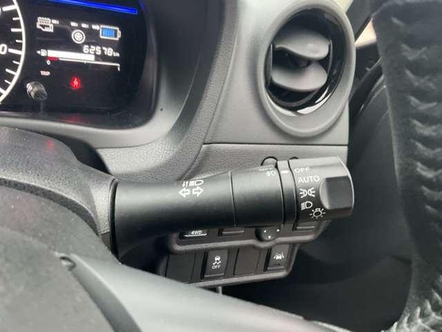 ノート ｅ－パワー　メダリスト　ＦＯＵＲ　１．２　ｅ－ＰＯＷＥＲ　メダリスト　ＦＯＵＲ　４ＷＤ　アラウンドモニター／オートライト／衝突軽減（8枚目）