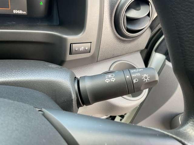 ＮＶ２００バネットバン １．６　ＧＸ　４ＷＤ　雹害車（8枚目）