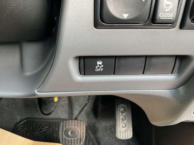 ＮＶ２００バネットバン １．６　ＧＸ　４ＷＤ　雹害車（12枚目）