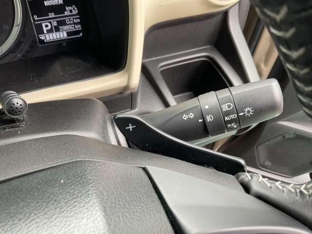 クロスビー ハイブリッドＭＺ　１．０　ハイブリッド　ＭＺ　４ＷＤ　クルーズコントロール／衝突軽減ブレーキ／横（8枚目）