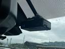 日産純正ドライブレコーダはオールインワンタイプ、フルハイビジョン録画対応で高精細な映像を記録できます。