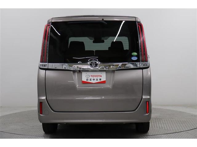 ノア Ｘ　ブレーキサポート　イモビライザー　アイドリングストッ　メンテナンスノート　ＡＵＸ　デュアルエアコン　ワンオーナー車　クルーズＣ　バックモニタ－　ＬＥＤランプ　スマートキ　オートエアコン　ＥＳＣ　３列（10枚目）