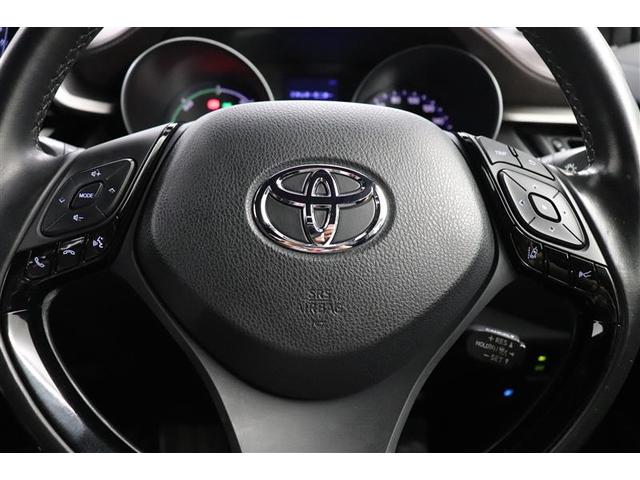 Ｃ－ＨＲ Ｇ　ハーフ革　ＴＳＳ　アイドルストップ　ＤＶＤ再生可　定期点検記録簿　ＬＥＤヘッド　バックモニタ　イモビライザー　ナビ＆ＴＶ　ＥＴＣ付　キーフリーシステム　スマキー　横滑り防止機能　クルーズＣ　エアバッグ（5枚目）