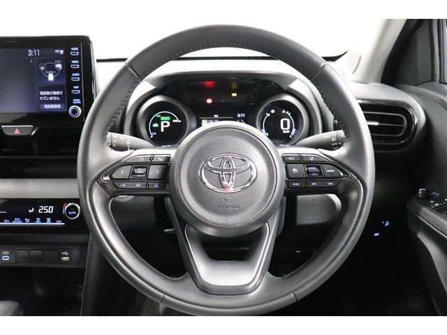 ヤリスクロス ハイブリッドＧ　ＴＳＳ　イモビライザー　バックモニタ－　記録簿有　エアコン　インテリキー　パワーウィンド　Ｗエアバック　オートクルーズ　メディアプレイヤー接続　キーフリー　横滑防止装置　サイドエアバッグ　エアバッグ（4枚目）