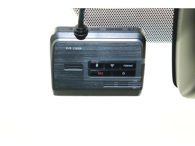 ヴォクシー ＺＳ　煌ＩＩＩ　プリクラッシュ　スマートキ　アイスト　ＤＶＤ再生機能　記録簿付き　横滑り防止装置　ナビＴＶ　アルミ　三列シート　ＷＡＣ　盗難防止　オートエアコン　キーレス　ＥＴＣ装備　パワステ　メモリナビ　クルコン（9枚目）