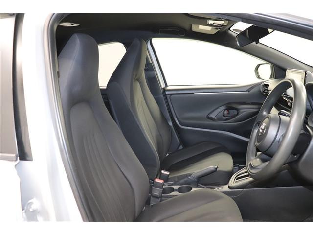 ヤリス Ｘ　ＰＣＳ　スマートキーシステム　横滑り防止装置付き　記録簿有　ワイヤレスキー　バックガイドモニター　盗難防止　サイドエアバック　エアコン　Ｗエアバッグ　パワーウインドウ　パワステ　運転席エアバッグ　ナビ（18枚目）