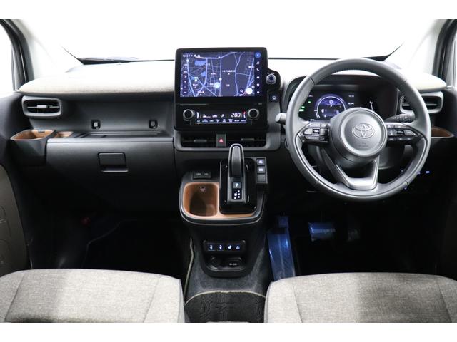 シエンタ ハイブリッドＺ　ＢＴオーディオ　ＵＳＢ接続　車線逸脱警報　３列シート　ＡＢＳ　エアバッグ　キーレス　ＬＥＤライト　ＥＴＣ２．０　ナビＴＶ　横滑り防止　メモリーナビ　フルセグ　ミュージックプレイヤー接続可　盗難防止装置（3枚目）