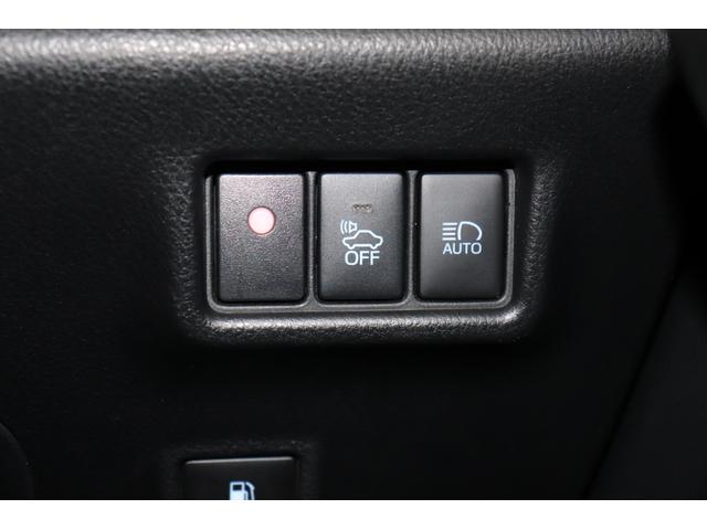 Ｃ－ＨＲ Ｇ　モード　ブルーノ　ワンオーナー　フルセグ　メモリーナビ　メディアプレイヤー接続　ＣＤ／ＤＶＤ再生　ドライブレコーダー　バックモニター　ＥＴＣ　純正アルミホイール　ＬＥＤヘッドライト　ブラインドスポットモニタ　衝突回避（8枚目）
