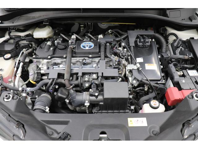 Ｃ－ＨＲ Ｇ　モード　ブルーノ　ワンオーナー　フルセグ　メモリーナビ　メディアプレイヤー接続　ＣＤ／ＤＶＤ再生　ドライブレコーダー　バックモニター　ＥＴＣ　純正アルミホイール　ＬＥＤヘッドライト　ブラインドスポットモニタ　衝突回避（17枚目）