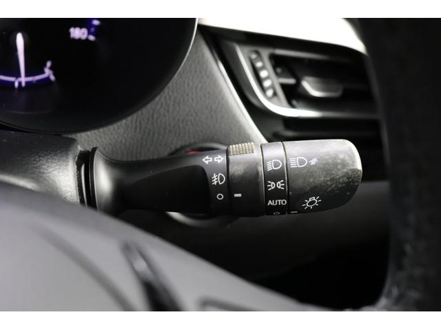 Ｃ－ＨＲ Ｇ　モード　ブルーノ　ワンオーナー　フルセグ　メモリーナビ　メディアプレイヤー接続　ＣＤ／ＤＶＤ再生　ドライブレコーダー　バックモニター　ＥＴＣ　純正アルミホイール　ＬＥＤヘッドライト　ブラインドスポットモニタ　衝突回避（27枚目）