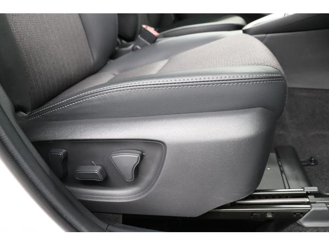 ヤリスクロス ハイブリッドZ ワンオーナー ETC スマートキー LEDライト 純正アルミ パワーシート ドラレコ ディスプレイオーディオ 衝突軽減システム ペダル踏み間違 パノラマビューモニター BSM シートヒーター(20枚目)