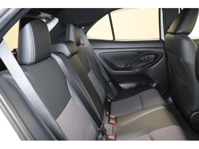 ヤリスクロス ハイブリッドZ ワンオーナー ETC スマートキー LEDライト 純正アルミ パワーシート ドラレコ ディスプレイオーディオ 衝突軽減システム ペダル踏み間違 パノラマビューモニター BSM シートヒーター(22枚目)