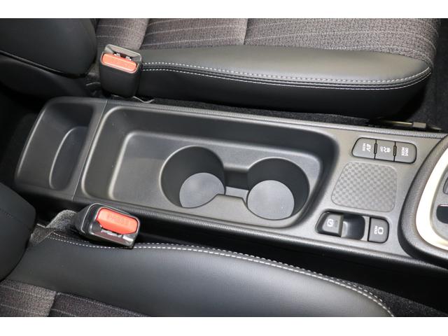 ヤリスクロス ハイブリッドZ ワンオーナー ETC スマートキー LEDライト 純正アルミ パワーシート ドラレコ ディスプレイオーディオ 衝突軽減システム ペダル踏み間違 パノラマビューモニター BSM シートヒーター(39枚目)