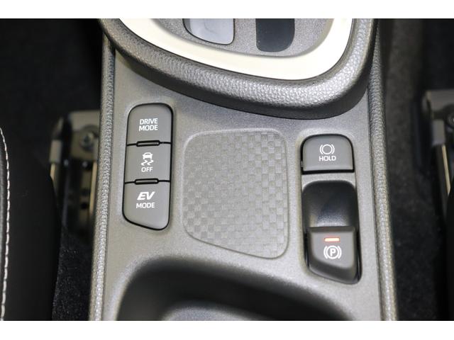 ヤリスクロス ハイブリッドZ ワンオーナー ETC スマートキー LEDライト 純正アルミ パワーシート ドラレコ ディスプレイオーディオ 衝突軽減システム ペダル踏み間違 パノラマビューモニター BSM シートヒーター(40枚目)