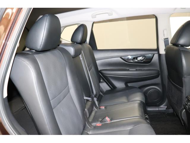 エクストレイル ２０Ｘｉ　オートＬＥＤ　フロントカメラ　ＶＤＣ　アイドリングストップ車　シートヒータ　電格ミラー　ＤＶＤ再生　オートライト　ＬＥＤヘットライト　ＡＵＸ　寒冷地仕様　ルーフレール　Ｒカメラ　盗難防止装置　ＥＴＣ（20枚目）
