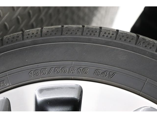 シエンタ Ｇ　７人乗り　両側電動スライドドア　フルセグ　メモリナビ　メディアプレイヤ接続　ＣＤ／ＤＶＤ再生　ドライブレコーダ　バックモニタ　ＥＴＣ　フロントスポイラ　純正ＡＷ　ＬＥＤヘッド　パノラミックビューモニタ（40枚目）