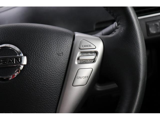 セレナ ハイウェイスター S-ハイブリッド Vセレクション 8人乗り 両側電動スライドドア ワンオーナー フルセグ メモリーナビ メディアプレイヤー接続 CD/DVD再生 後席モニター バックモニター ETC  HIDヘッドライト 純正アルミホイール クルコン(22枚目)