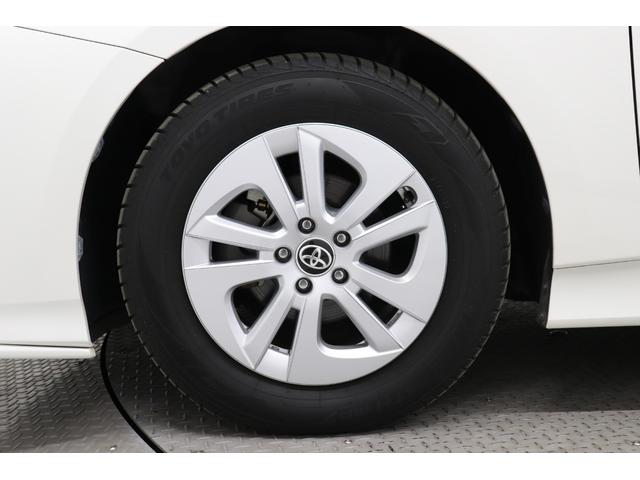 プリウス S ワンオーナー フルセグ メモリーナビ メディアプレイヤー接続CD/DVD再生 バックモニター ETC 純正アルミホイール フロントスポイラー LEDヘッドライト イモビライザ アイドリングストップ(13枚目)