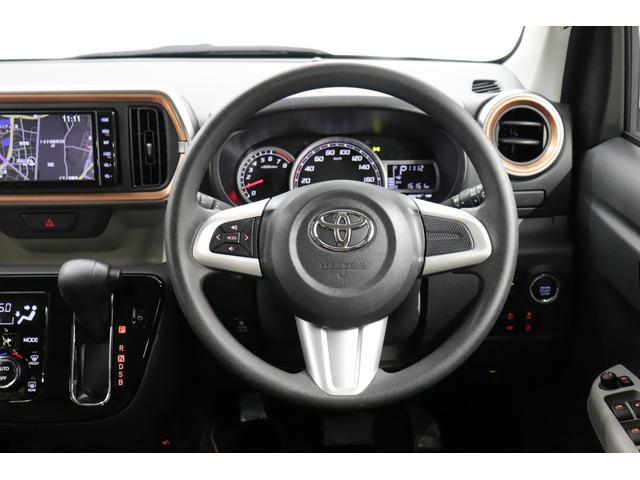 パッソ モーダ　チャーム　ワンオーナー　バックモニター　ＥＴＣ　スマートキー　ＬＥＤライト　純正アルミ　ドラレコ　メモリーナビ　フルセグＴＶ　ＣＤ　衝突軽減システム　ペダル踏み間違　全周囲カメラ　横滑り防止　レーンアシスト（4枚目）