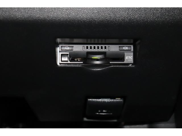 パッソ モーダ　チャーム　ワンオーナー　バックモニター　ＥＴＣ　スマートキー　ＬＥＤライト　純正アルミ　ドラレコ　メモリーナビ　フルセグＴＶ　ＣＤ　衝突軽減システム　ペダル踏み間違　全周囲カメラ　横滑り防止　レーンアシスト（7枚目）