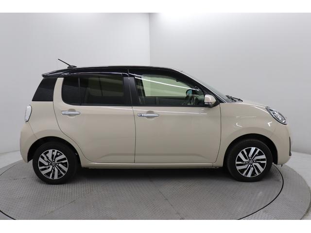 パッソ モーダ　チャーム　ワンオーナー　バックモニター　ＥＴＣ　スマートキー　ＬＥＤライト　純正アルミ　ドラレコ　メモリーナビ　フルセグＴＶ　ＣＤ　衝突軽減システム　ペダル踏み間違　全周囲カメラ　横滑り防止　レーンアシスト（11枚目）