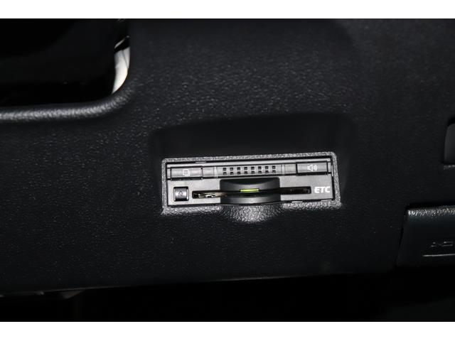プリウス Ａ　バックモニター　ＥＴＣ　スマートキー　ＬＥＤライト　純正アルミ　メモリーナビ　Ｂｌｕｅｔｏｏｔｈ接続　フルセグＴＶ　ＣＤ　衝突軽減システム　クルコン　ペダル踏み間違　ＢＳＭ　レーンアシスト（9枚目）