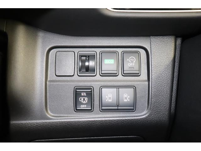 セレナ ハイウェイスター DVD再生機能 横滑り防止 ABS 地デジTV 寒冷地仕様車 両側オートスライドドア パワーウィンドウ レーンアシスト 盗難防止装置 ワンオーナー車 インテリキー ブルートゥース 前後ソナー ナビTV(6枚目)