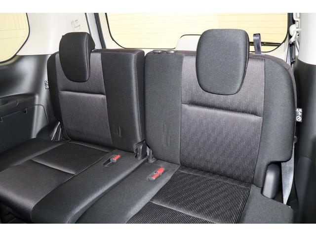 セレナ ハイウェイスター DVD再生機能 横滑り防止 ABS 地デジTV 寒冷地仕様車 両側オートスライドドア パワーウィンドウ レーンアシスト 盗難防止装置 ワンオーナー車 インテリキー ブルートゥース 前後ソナー ナビTV(18枚目)