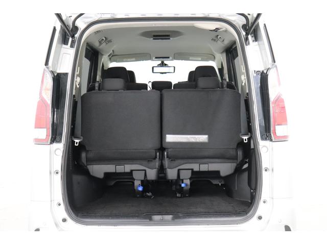 セレナ ハイウェイスター DVD再生機能 横滑り防止 ABS 地デジTV 寒冷地仕様車 両側オートスライドドア パワーウィンドウ レーンアシスト 盗難防止装置 ワンオーナー車 インテリキー ブルートゥース 前後ソナー ナビTV(19枚目)