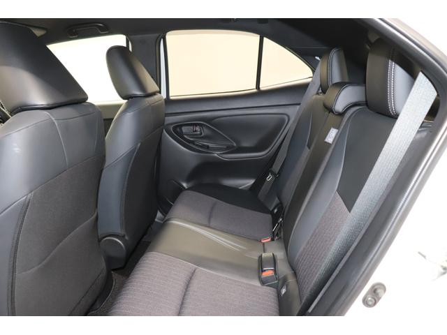 ヤリスクロス ハイブリッドＺ　Ｂｌｕｅｔｏｏｔｈオーディオ　ＵＳＢ接続　車線逸脱警告　衝突安全ボディ　追従式クルーズコントロール　ＡＨＢ　ＤＡＣ　シートヒータ　横滑防止装置　電格ミラー　リアカメラ　ワンオーナー車　フルセグ地デジ（23枚目）