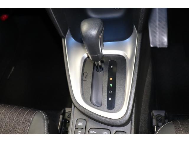 ヤリスクロス ハイブリッドＺ　Ｂｌｕｅｔｏｏｔｈオーディオ　ＵＳＢ接続　車線逸脱警告　衝突安全ボディ　追従式クルーズコントロール　ＡＨＢ　ＤＡＣ　シートヒータ　横滑防止装置　電格ミラー　リアカメラ　ワンオーナー車　フルセグ地デジ（33枚目）