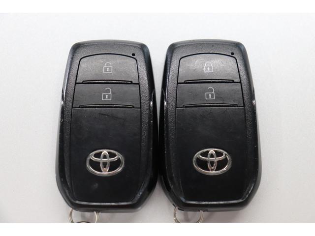 ヤリスクロス ハイブリッドＺ　Ｂｌｕｅｔｏｏｔｈオーディオ　ＵＳＢ接続　車線逸脱警告　衝突安全ボディ　追従式クルーズコントロール　ＡＨＢ　ＤＡＣ　シートヒータ　横滑防止装置　電格ミラー　リアカメラ　ワンオーナー車　フルセグ地デジ（38枚目）