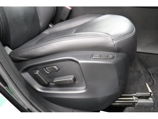 ＣＸ－８ ＸＤプロアクティブ　Ｓパッケージ　地上デジタル　Ｂｌｕｅｔｏｏｔｈオーディオ　キーレス　衝突軽減ブレーキ　アドバンスドキー　シートエアコン　ナビ＆ＴＶ　オートハイビーム　黒革シート　パーキングセンサー　ＬＥＤ　シートヒーター　ＥＴＣ（17枚目）