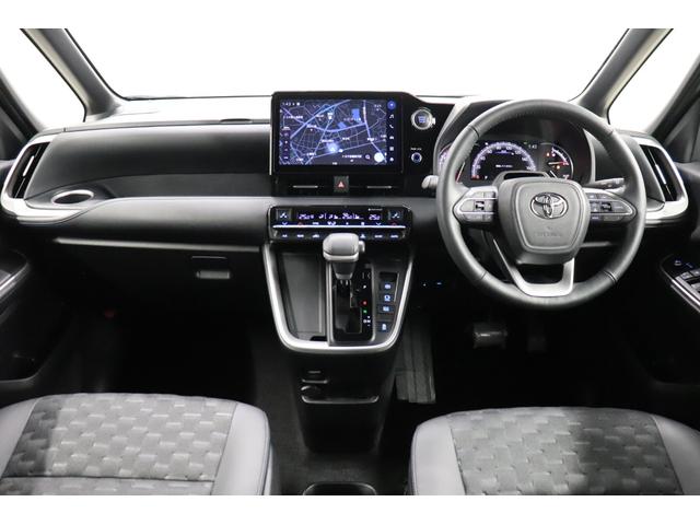 ヴォクシー S-Z 7人乗り ワンオーナ 両側電動スライドドア フルセグ メモリナビ CD/DVD再生 バックモニタ ETC2.0 純正AW LEDヘッド リアAC ブラインドスポットモニタ 衝突回避 ペダル踏み間違い(3枚目)